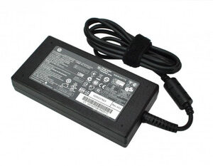 Part No: 394901-001 - HP NX9600 135-Watts 19-Volt 7.1A AC Adapter