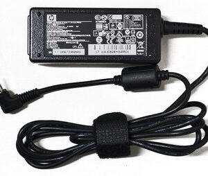 Part No: 496813-001 - HP 30Watt 19V 1.58A AC Smart Adapter Requires Separate 3-Wire Power Cord with C5 Connector for HP Mini 1000 Series Notebook