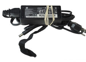Part No: 613152-001 - HP 65-Watts 100-240VAC 1.7A Input 50-60Hz 18.5VDC 3.5A Output Smart Pin Slim AC Power Adapter
