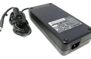 Part No: 677765-003 - HP AC Adapter 230-Watts Fiber Channel Slim Adapter